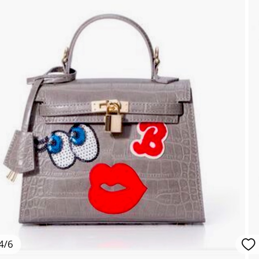 SALE!!! Play Nomore crossbody